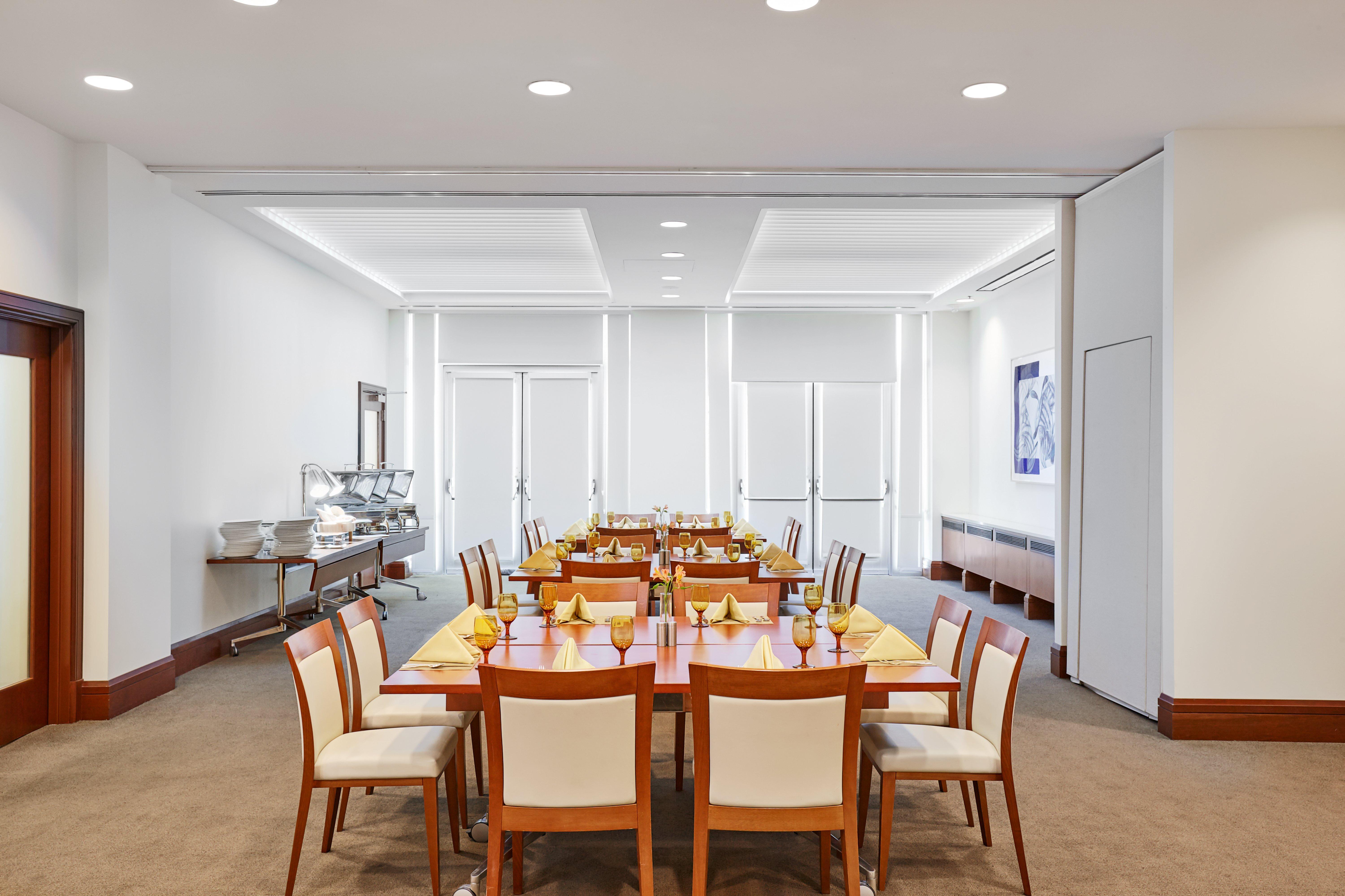 InterContinental Suites Hotel Clevel& Cleveland Exterior foto