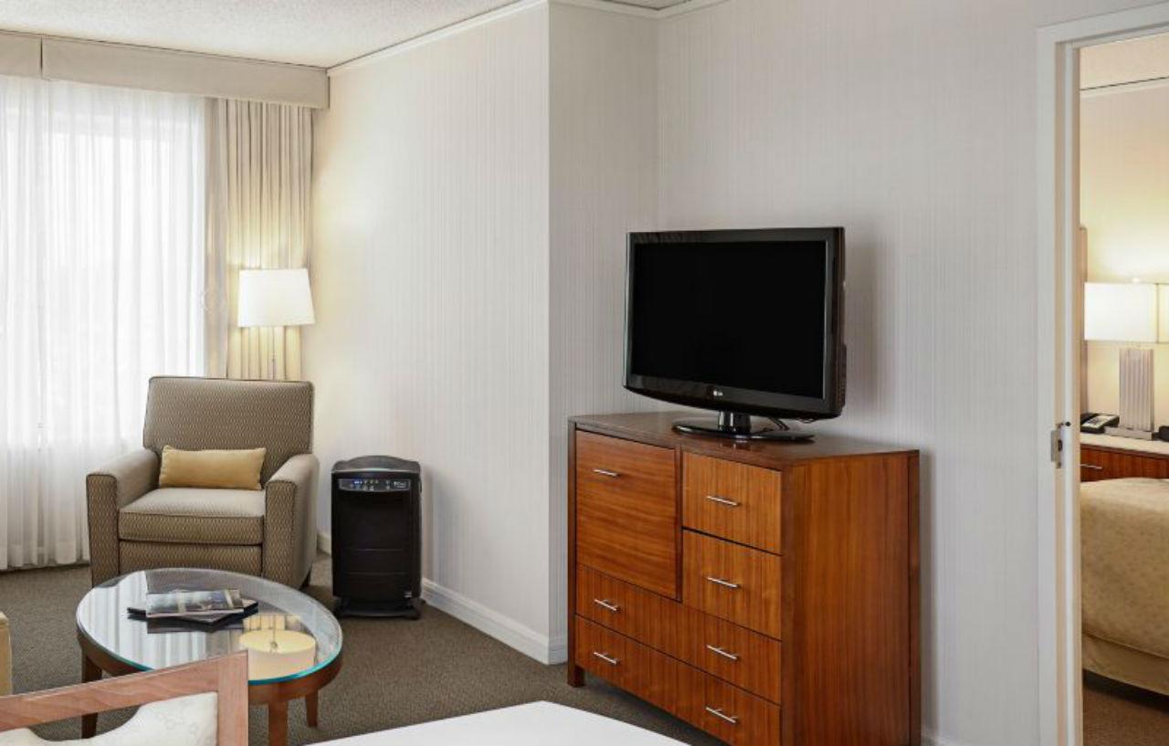 InterContinental Suites Hotel Clevel& Cleveland Exterior foto
